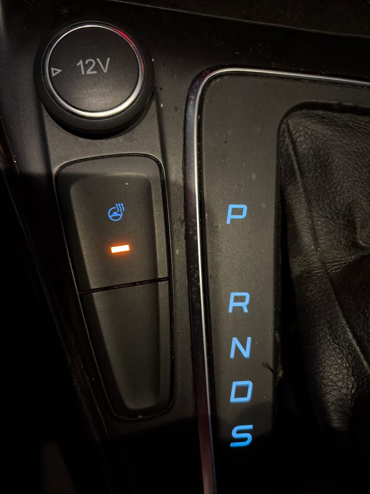 Ford Focus Titanium Hatch 2016