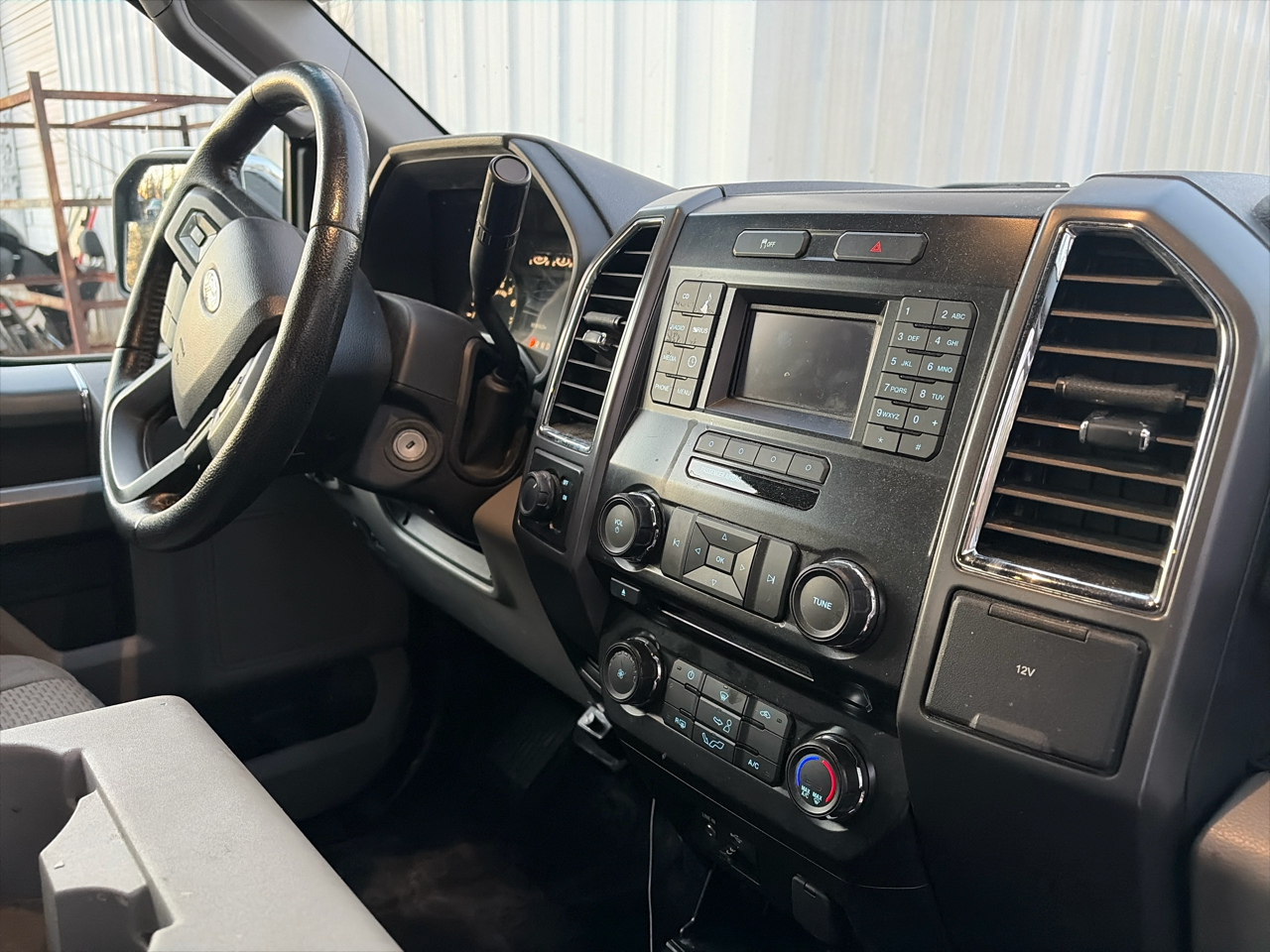 Ford F-150 XLT SuperCrew 5.5-ft. Bed 2WD 2015