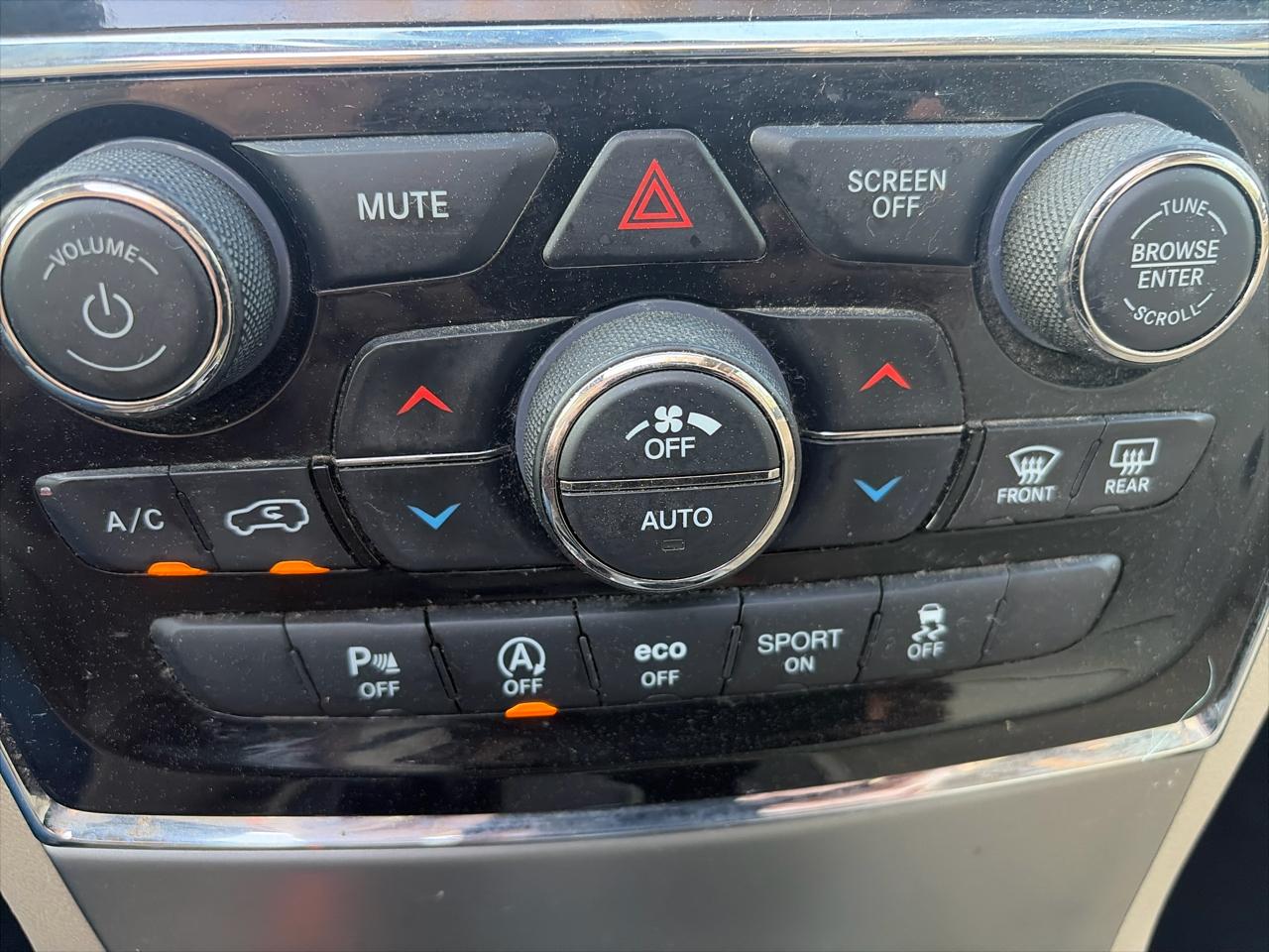 Jeep Grand Cherokee Limited 2WD 2021