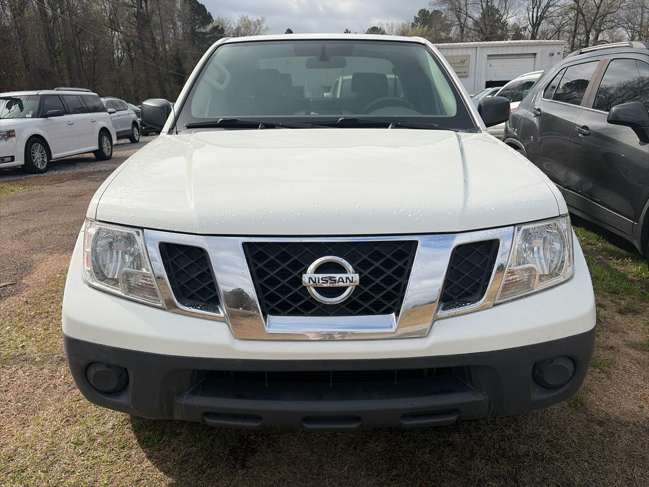 Nissan Frontier S King Cab I4 5MT 2WD 2019