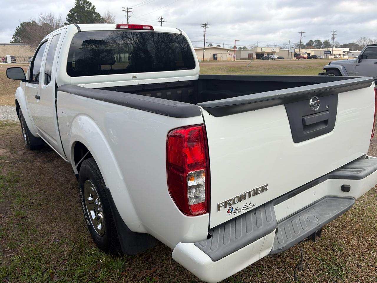 Nissan Frontier S King Cab I4 5MT 2WD 2019