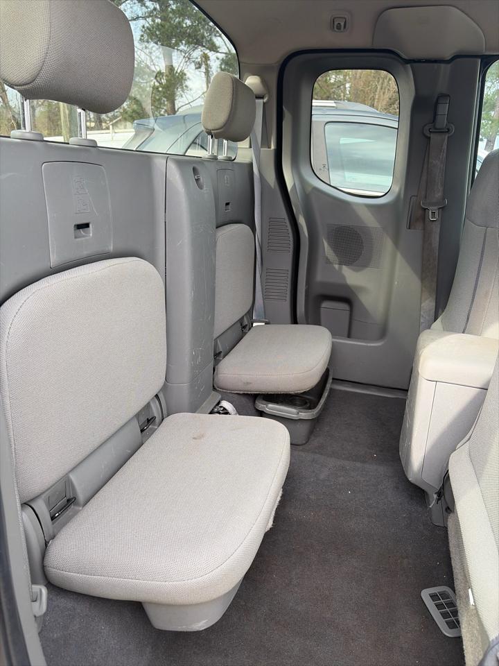 Nissan Frontier S King Cab I4 5MT 2WD 2019