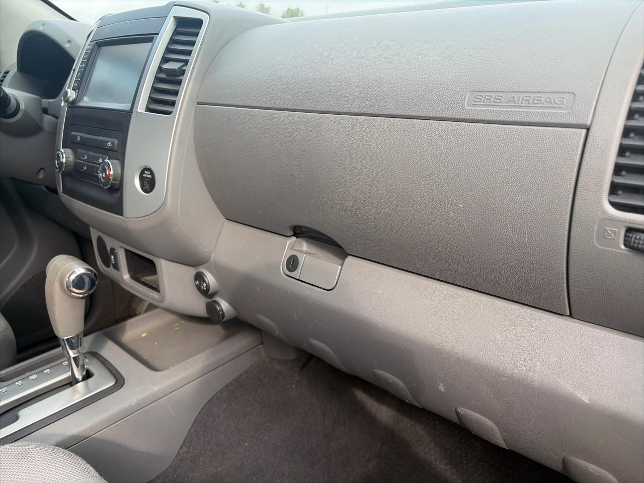 Nissan Frontier S King Cab I4 5MT 2WD 2019