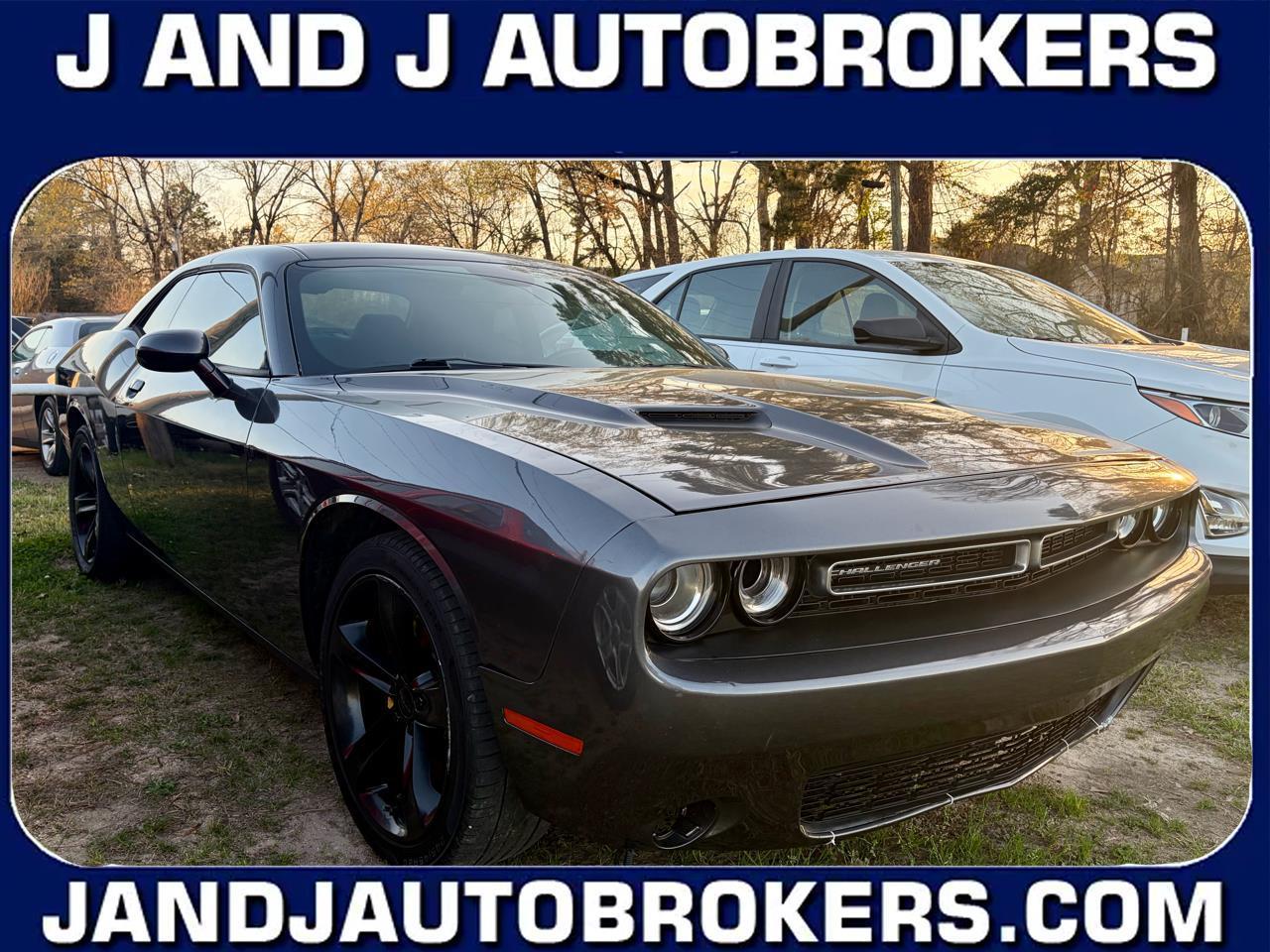 2015 Dodge Challenger SXT