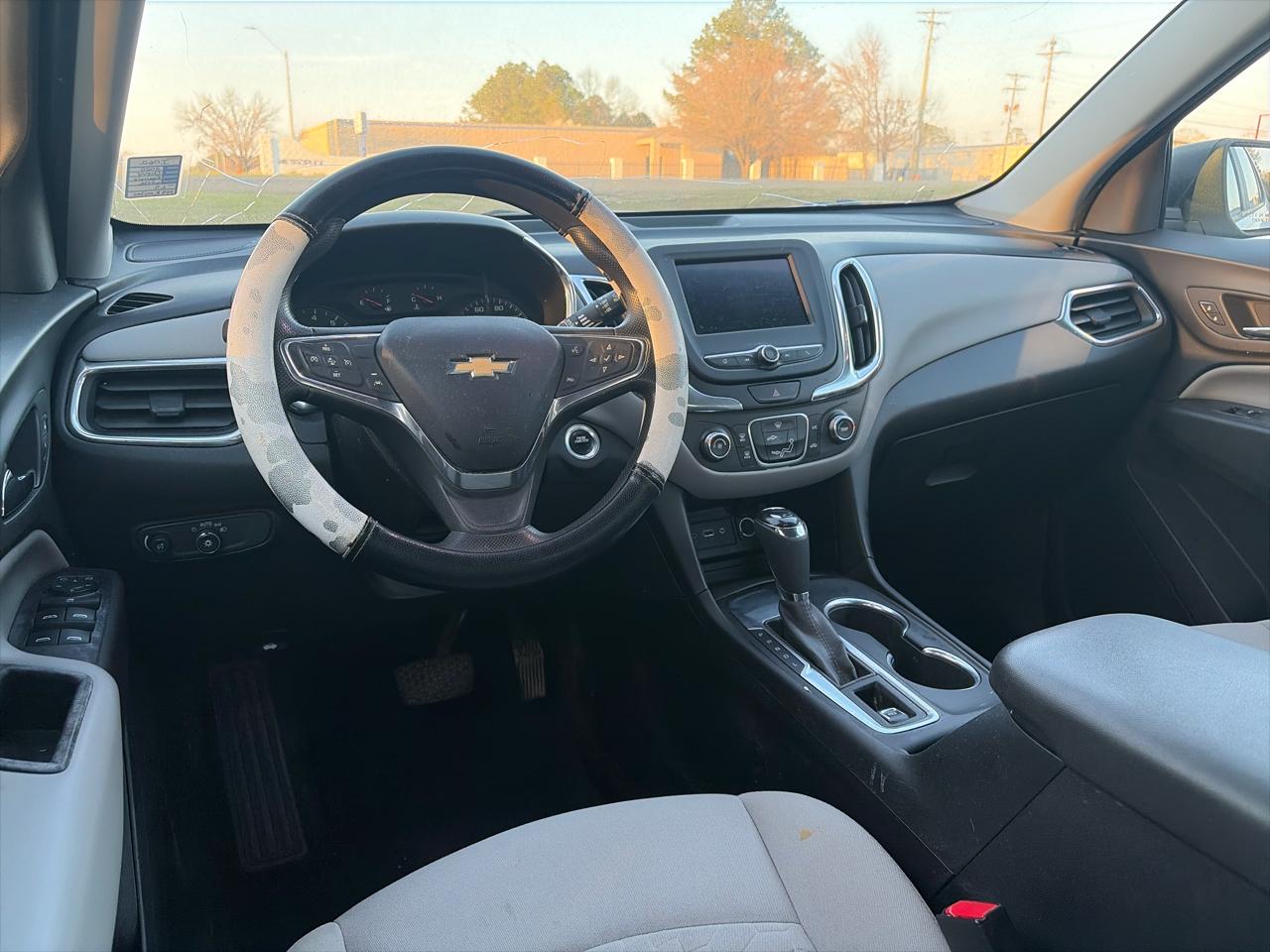 Chevrolet Equinox LS 2WD 2020