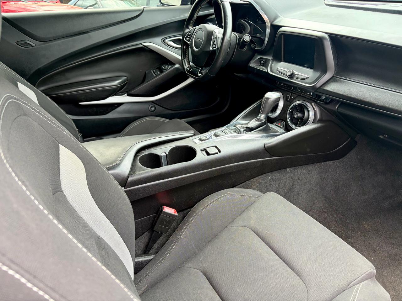 Chevrolet Camaro 1LT Coupe 8A 2018