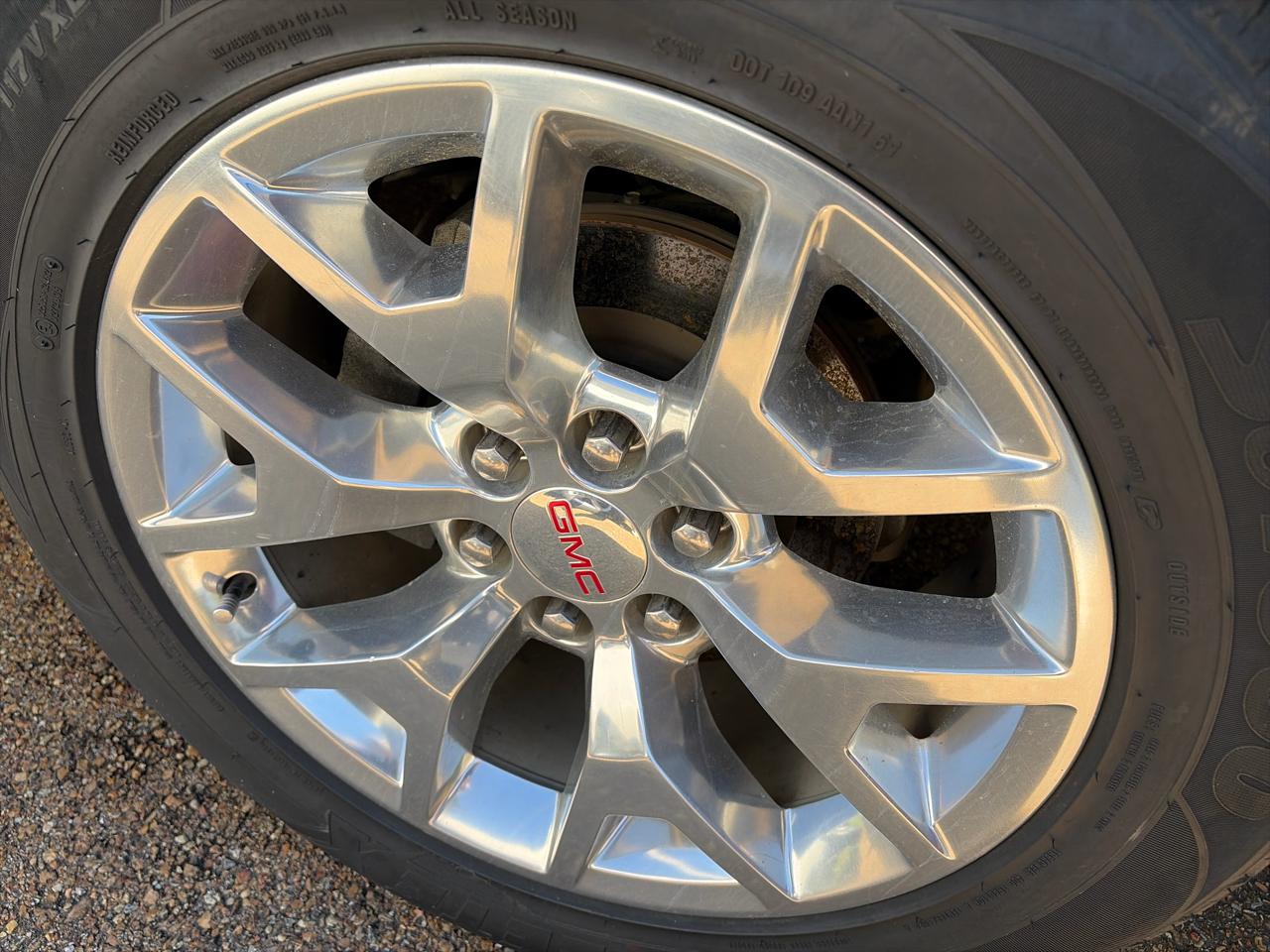 GMC Yukon XL SLT 2WD 2019