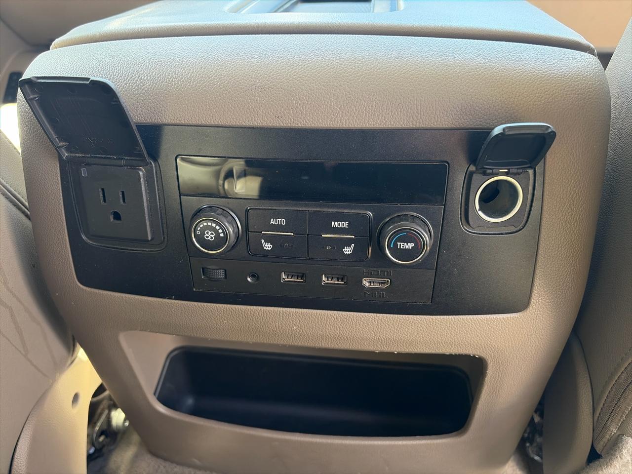 GMC Yukon XL SLT 2WD 2019