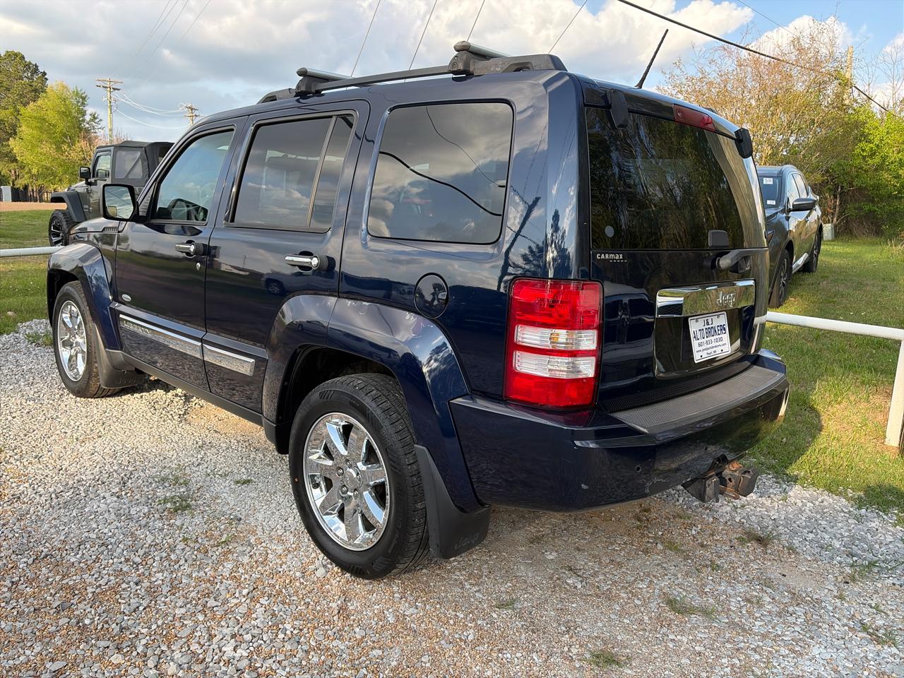 Jeep Liberty Sport 2WD 2012