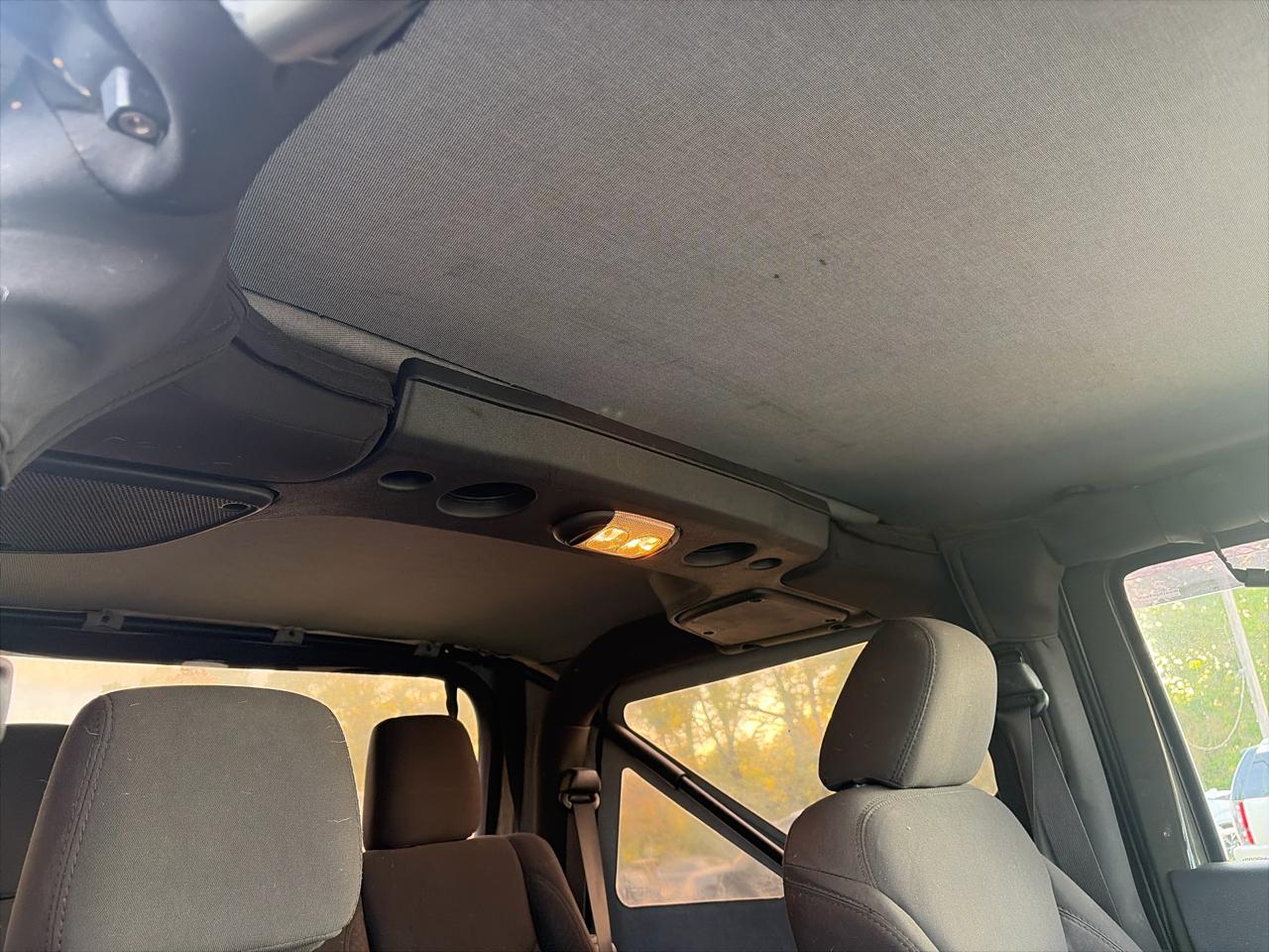 Jeep Wrangler Sport 4WD 2015