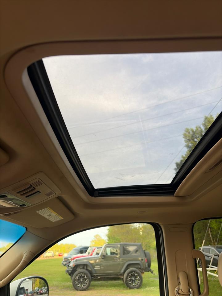 GMC Yukon Denali XL 4WD 2013