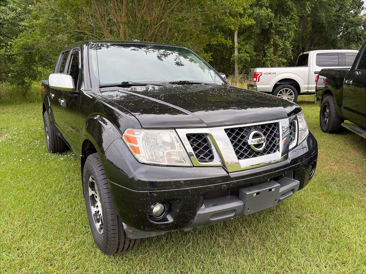 Nissan Frontier PRO-4X Crew Cab 5AT 4WD 2017