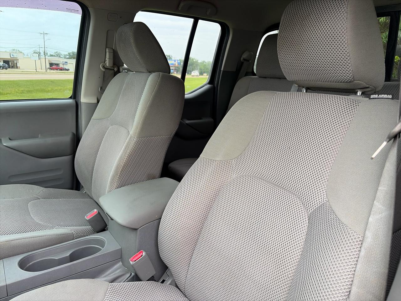 Nissan Frontier PRO-4X Crew Cab 5AT 4WD 2017