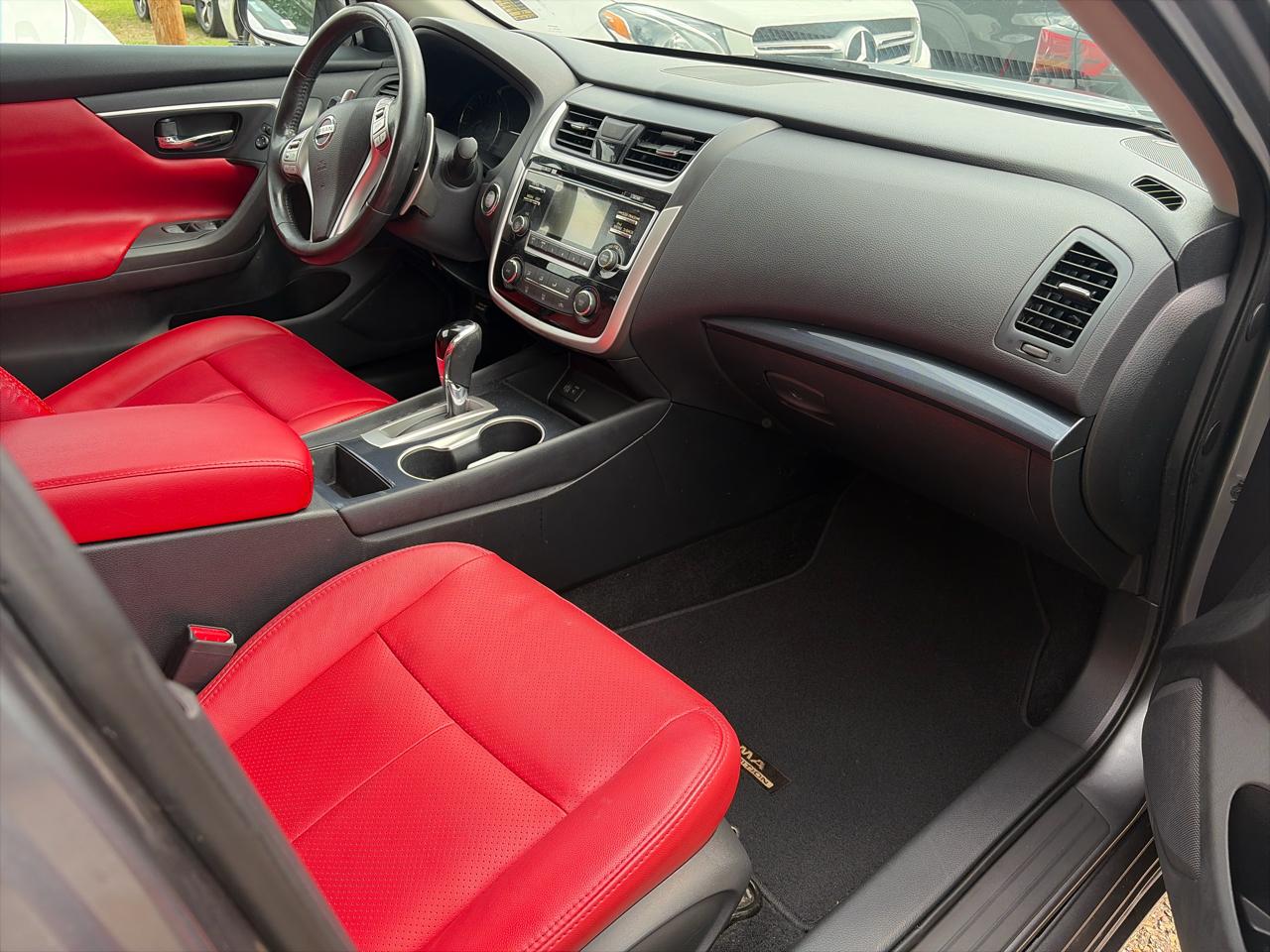 Nissan Altima 2.5 SV 2018