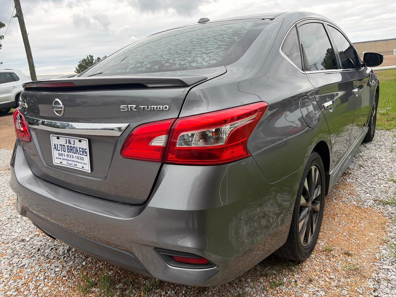 Nissan Sentra SR TURBO CVT 2017