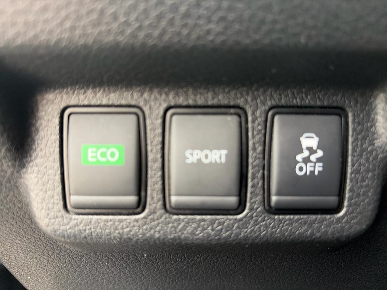 Nissan Sentra SR TURBO CVT 2017
