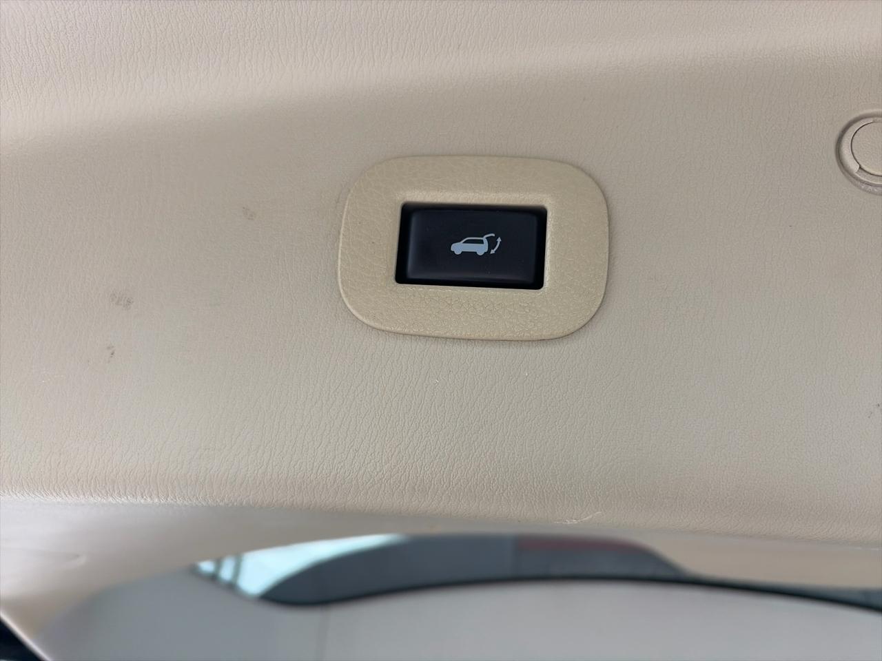 Infiniti QX80 2WD 2015