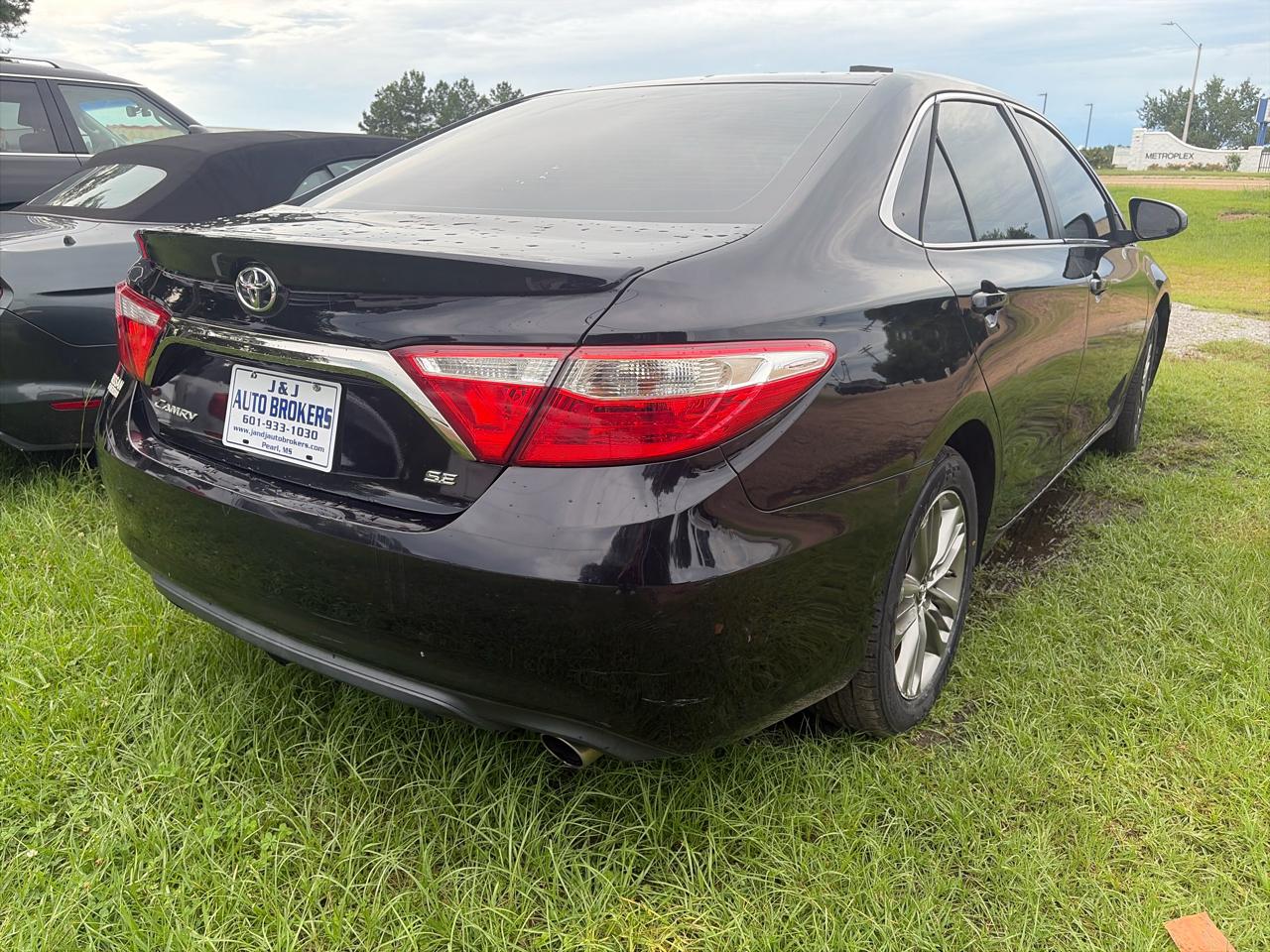 Toyota Camry SE 2017