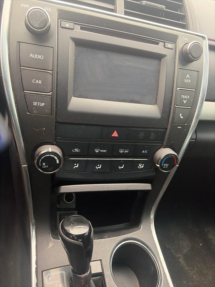 Toyota Camry SE 2017