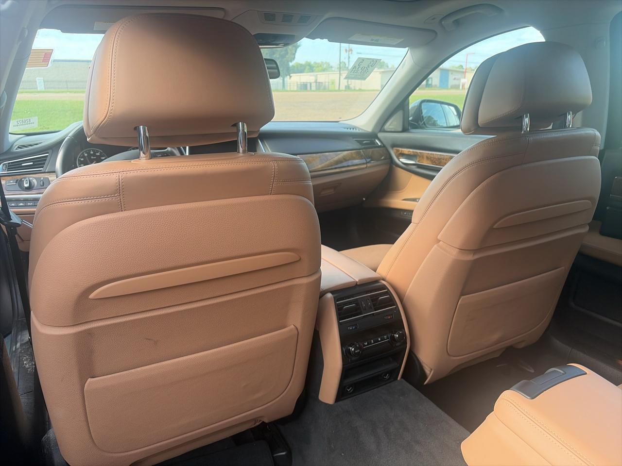 BMW 7-Series 750Li 4D Sedan 2014