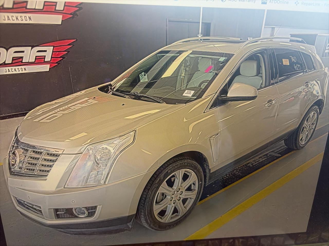 Cadillac SRX Performance Collection 2016