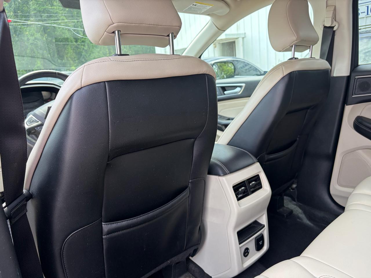 Ford Edge Titanium AWD 2022