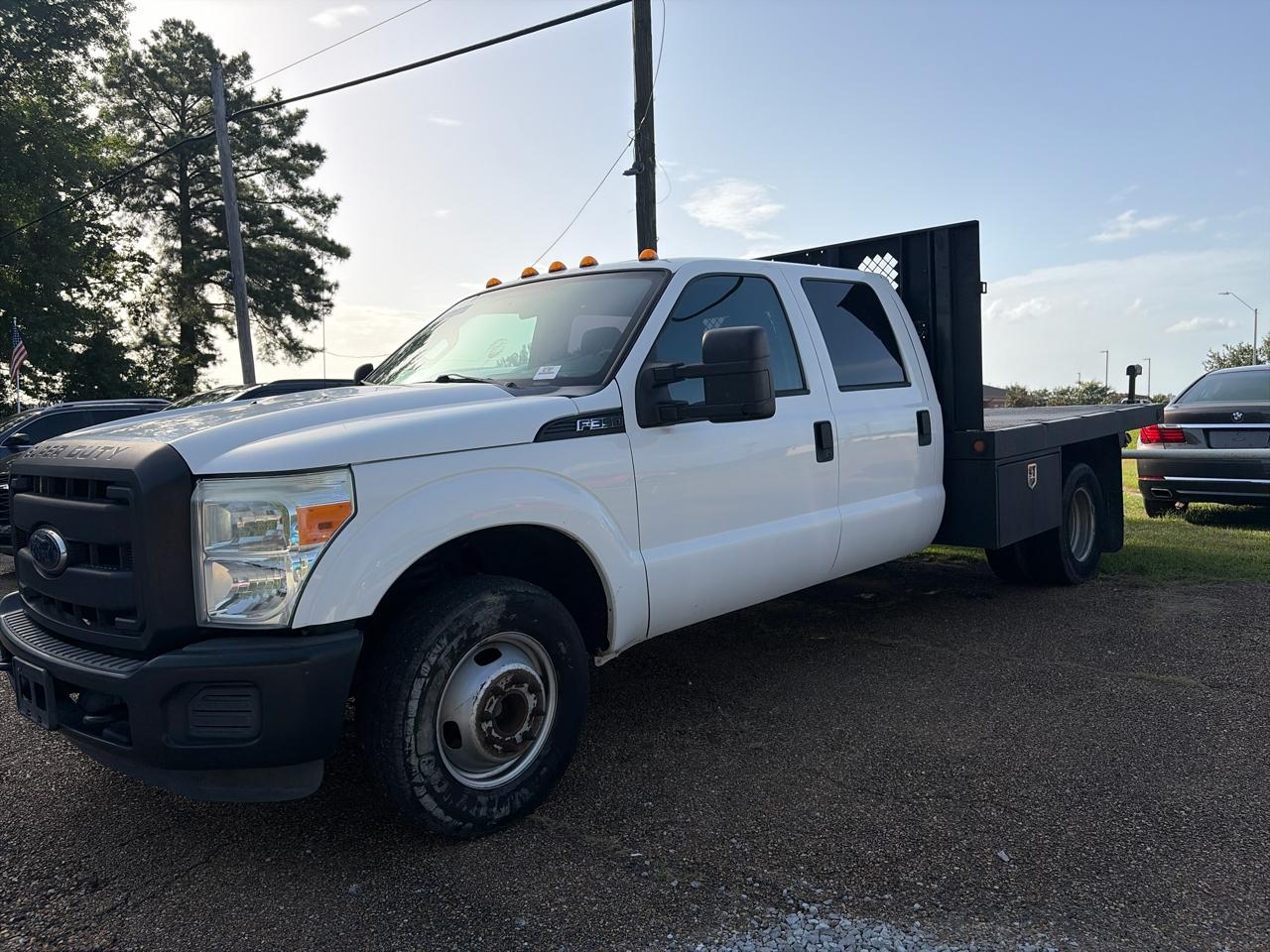 Ford F-350 SD XL Crew Cab Long Bed DRW 2WD 2015
