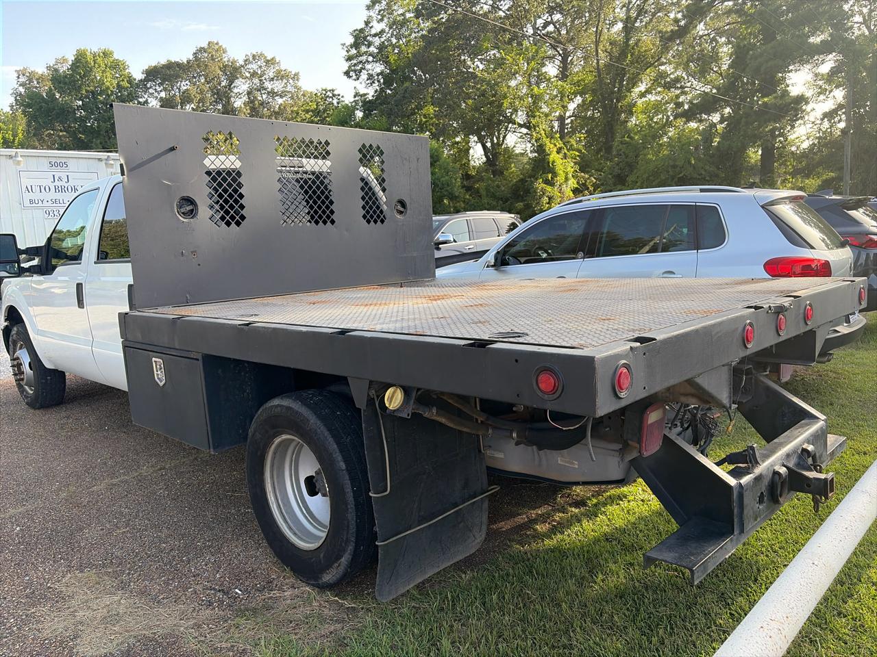 Ford F-350 SD XL Crew Cab Long Bed DRW 2WD 2015