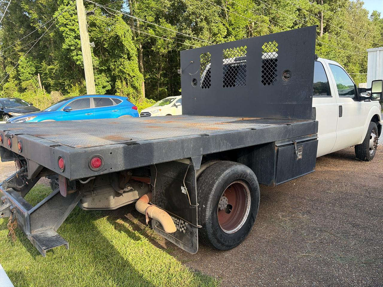 Ford F-350 SD XL Crew Cab Long Bed DRW 2WD 2015