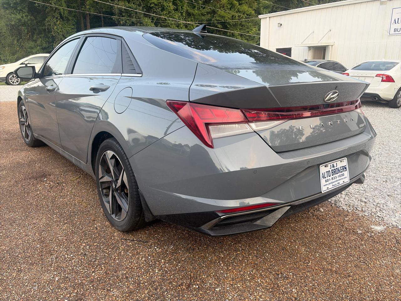 Hyundai Elantra Limited 2022