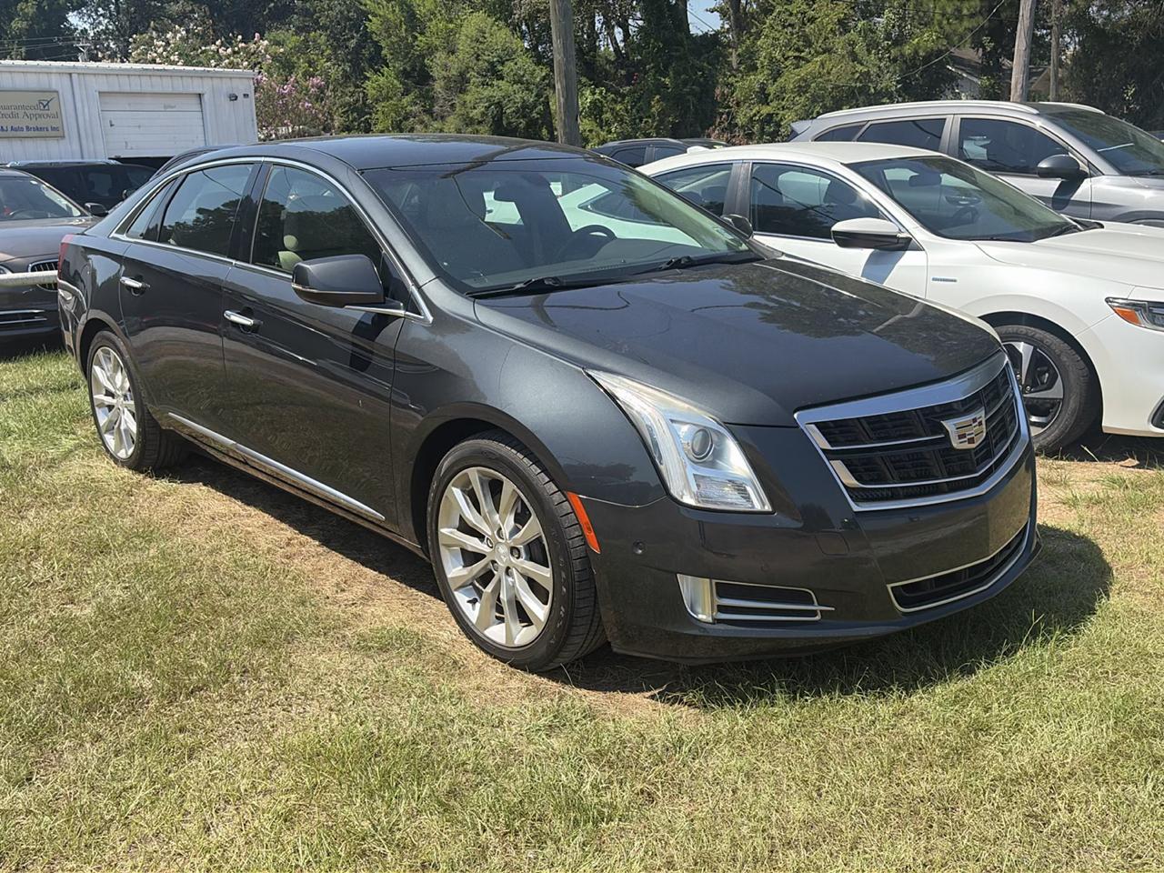 Cadillac XTS Luxury FWD 2016