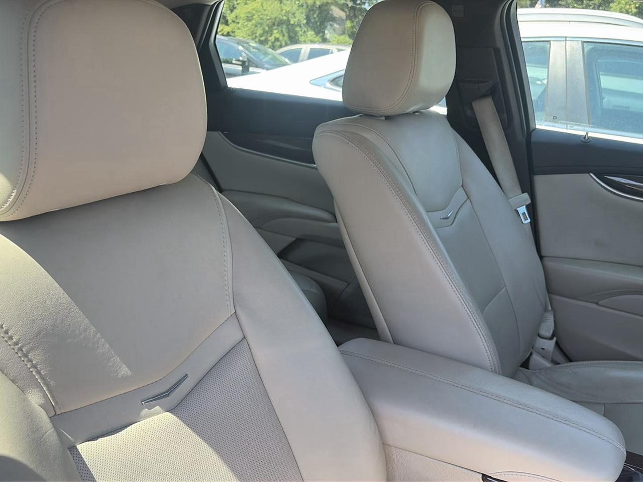Cadillac XTS Luxury FWD 2016
