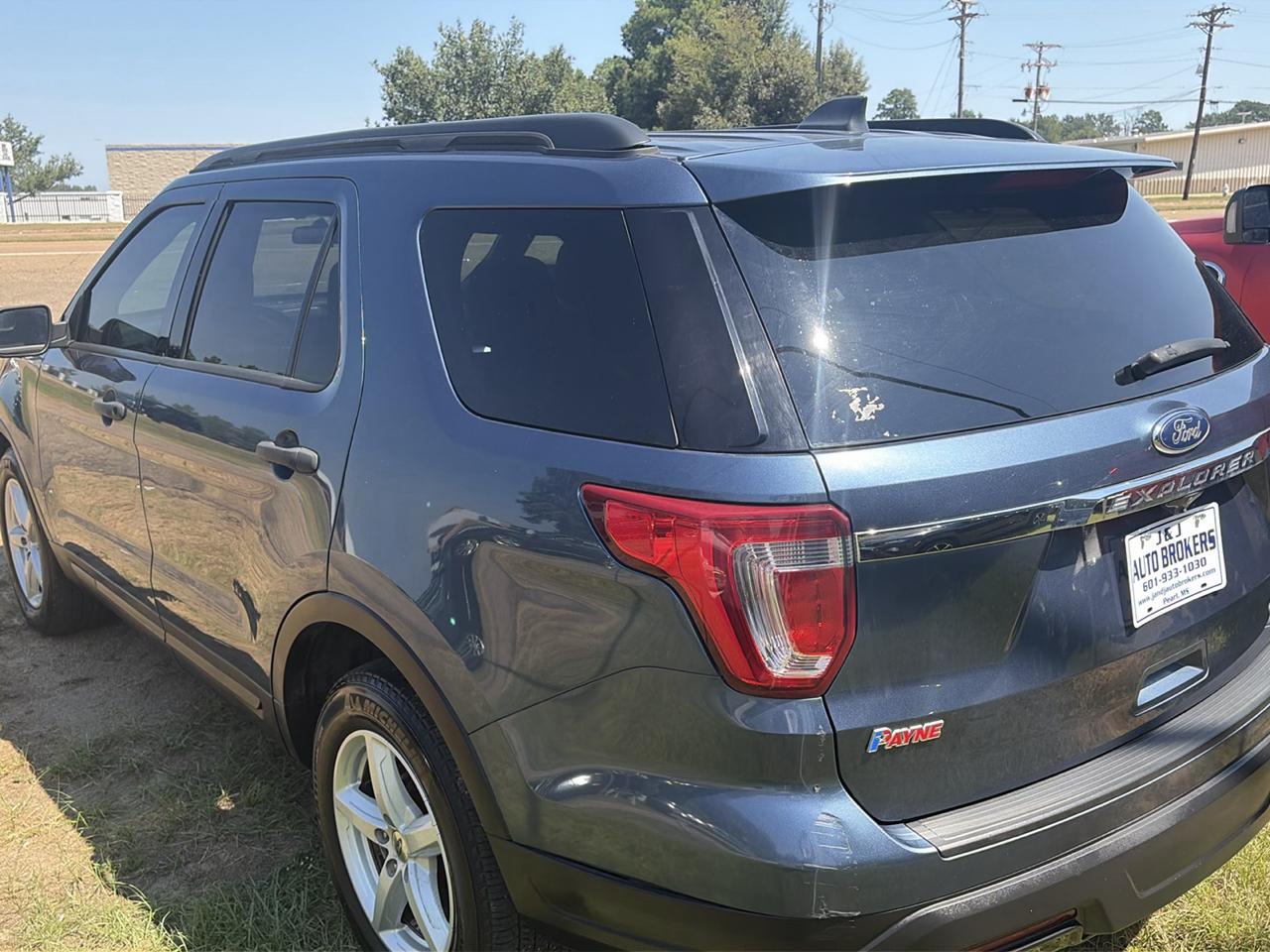 Ford Explorer Base FWD 2018