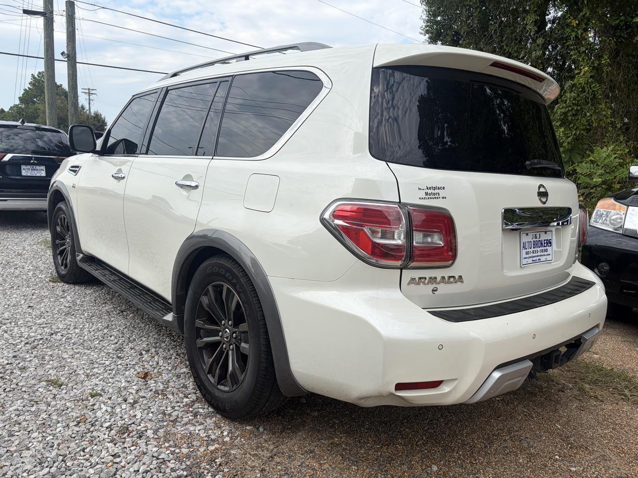 Nissan Armada Platinum 2018