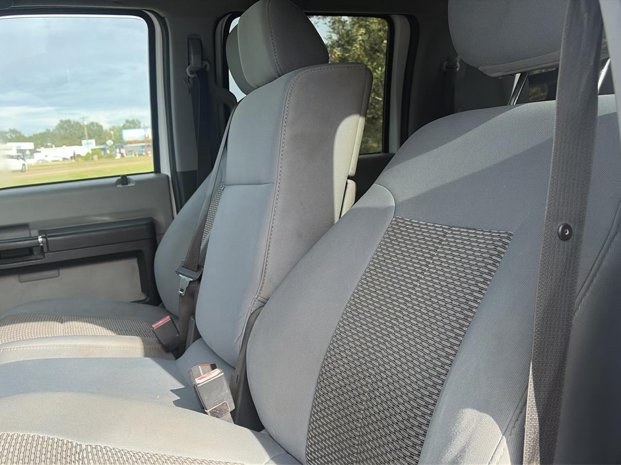 Ford F-350 SD XLT Crew Cab Long Bed 4WD 2011
