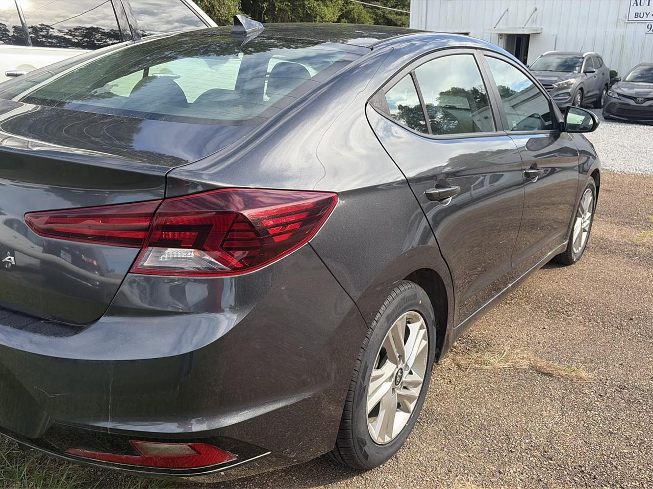 Hyundai Elantra Limited 2020