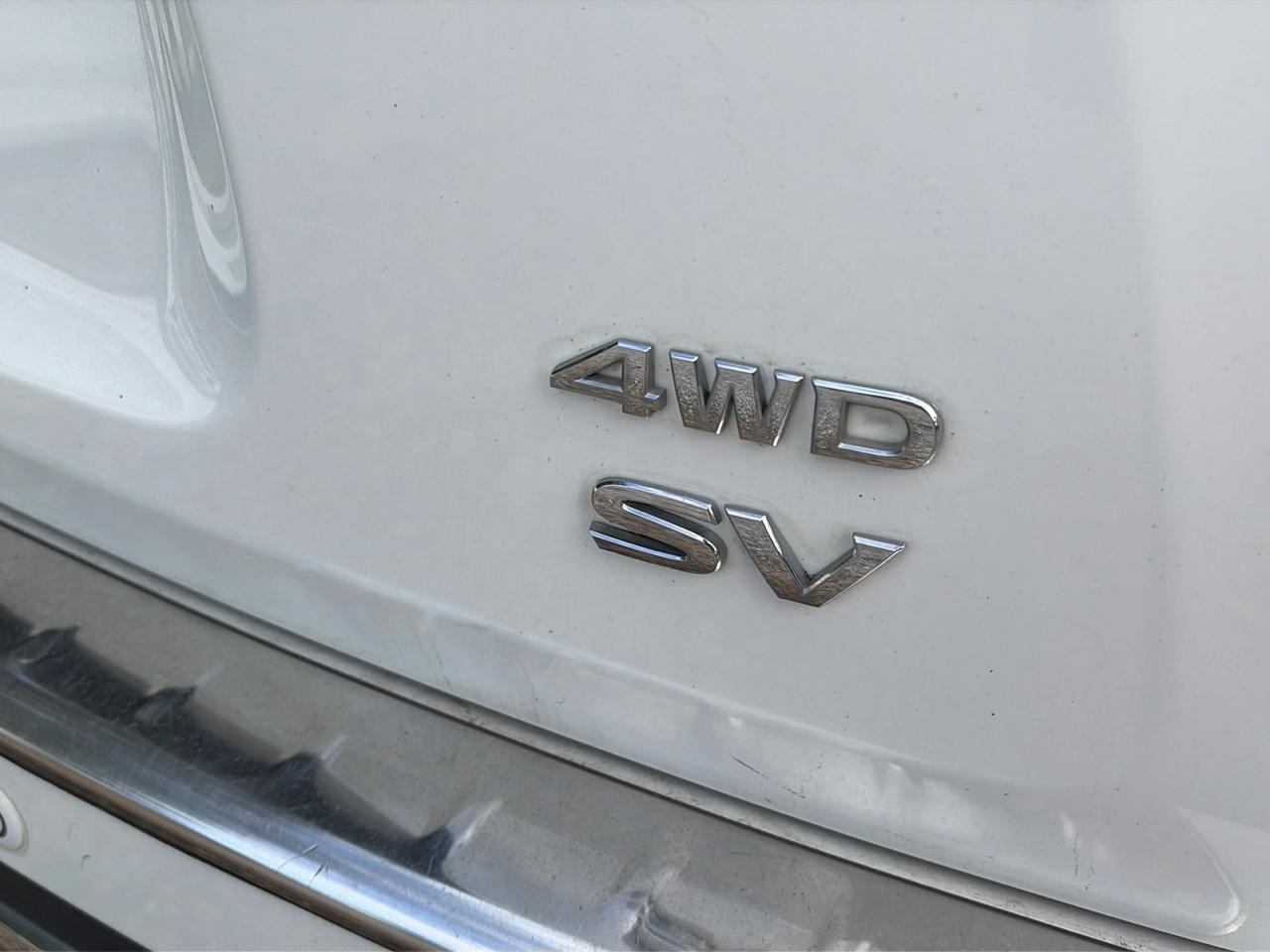 Nissan Pathfinder SV 4WD 2015