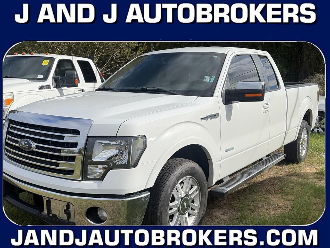 2013 Ford F-150 2WD SuperCab 145" Lariat