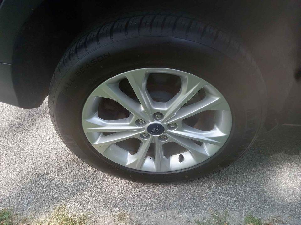 Ford Escape SE 4WD 2017