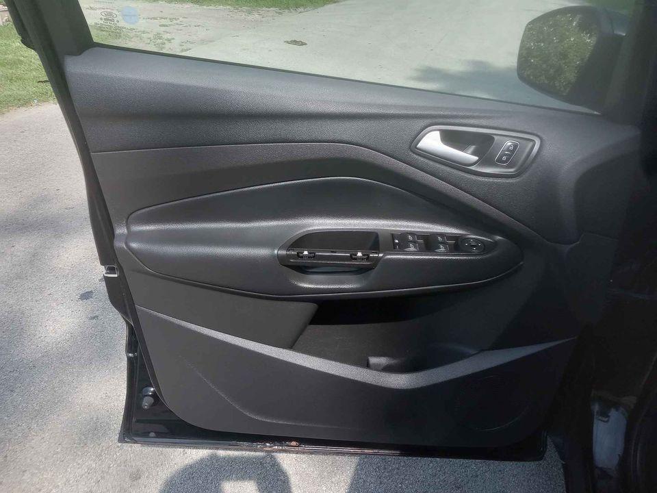 Ford Escape SE 4WD 2017