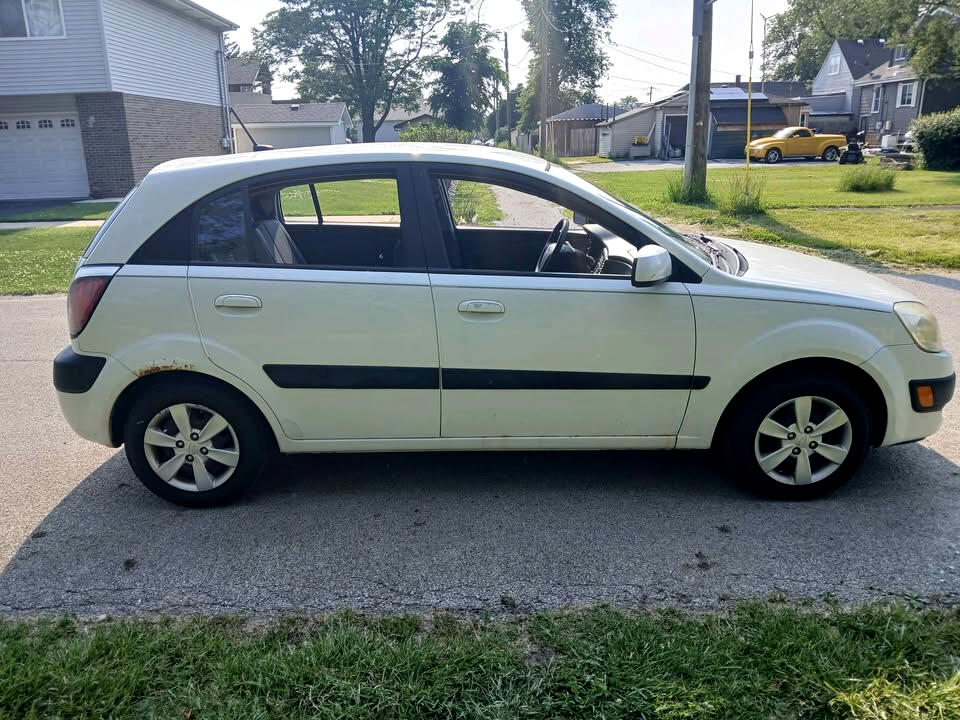 Kia Rio LX 4D Sedan 2009 Kia Rio LX 4D Sedan 2009