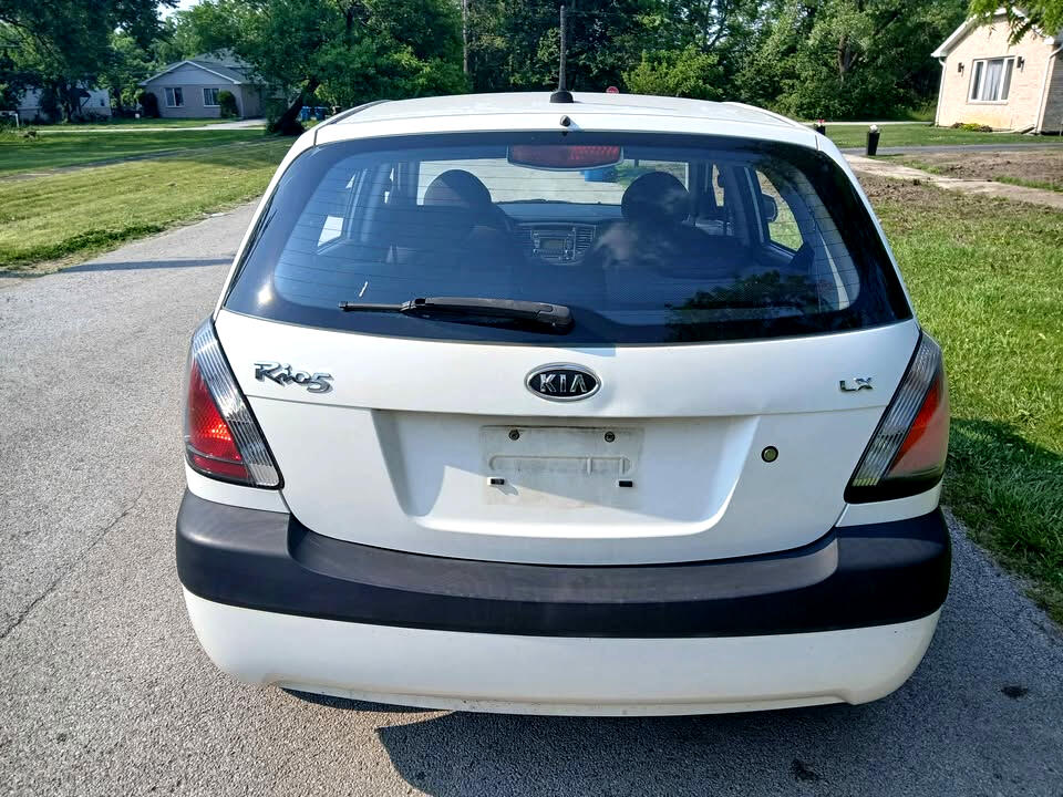 Kia Rio LX 4D Sedan 2009 Kia Rio LX 4D Sedan 2009
