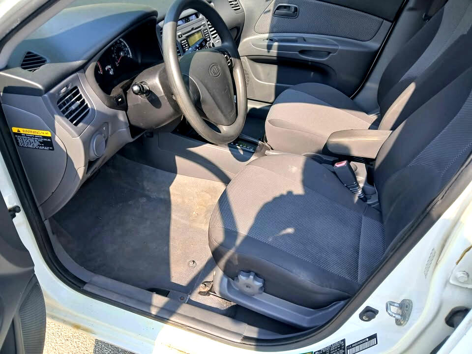 Kia Rio LX 4D Sedan 2009 Kia Rio LX 4D Sedan 2009