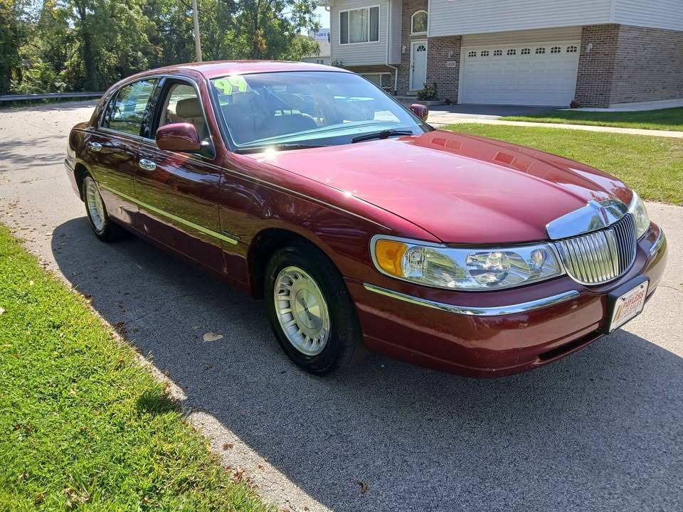 Lincoln Town Car 4dr Sdn Executive 1999