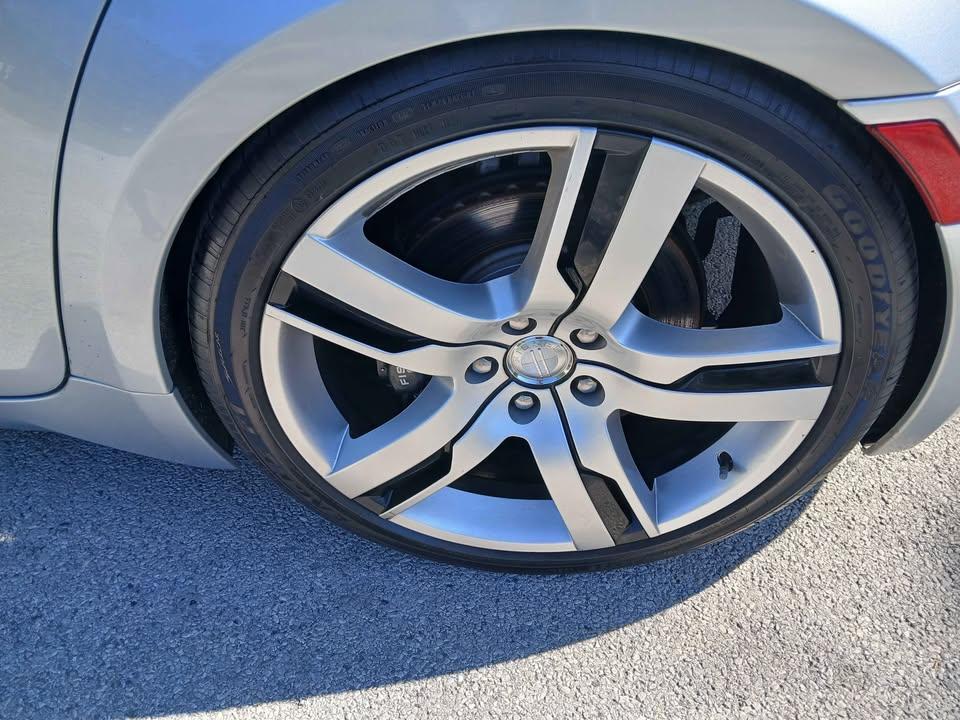 Fisker Karma 4dr Sdn EcoChic 2012