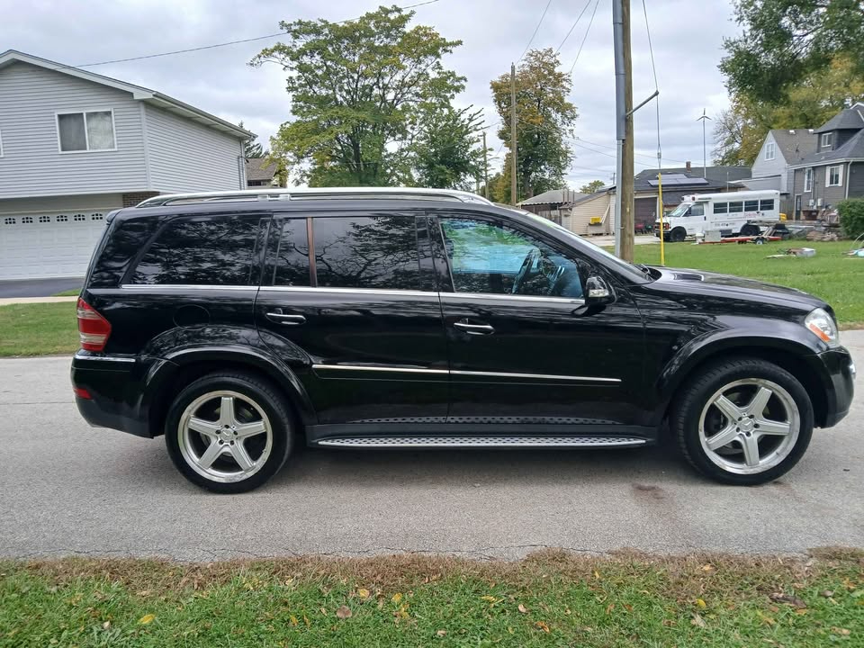 Mercedes-Benz GL-Class 4MATIC 4dr 5.5L 2008 Mercedes-Benz GL-Class 4MATIC 4dr 5.5L 2008