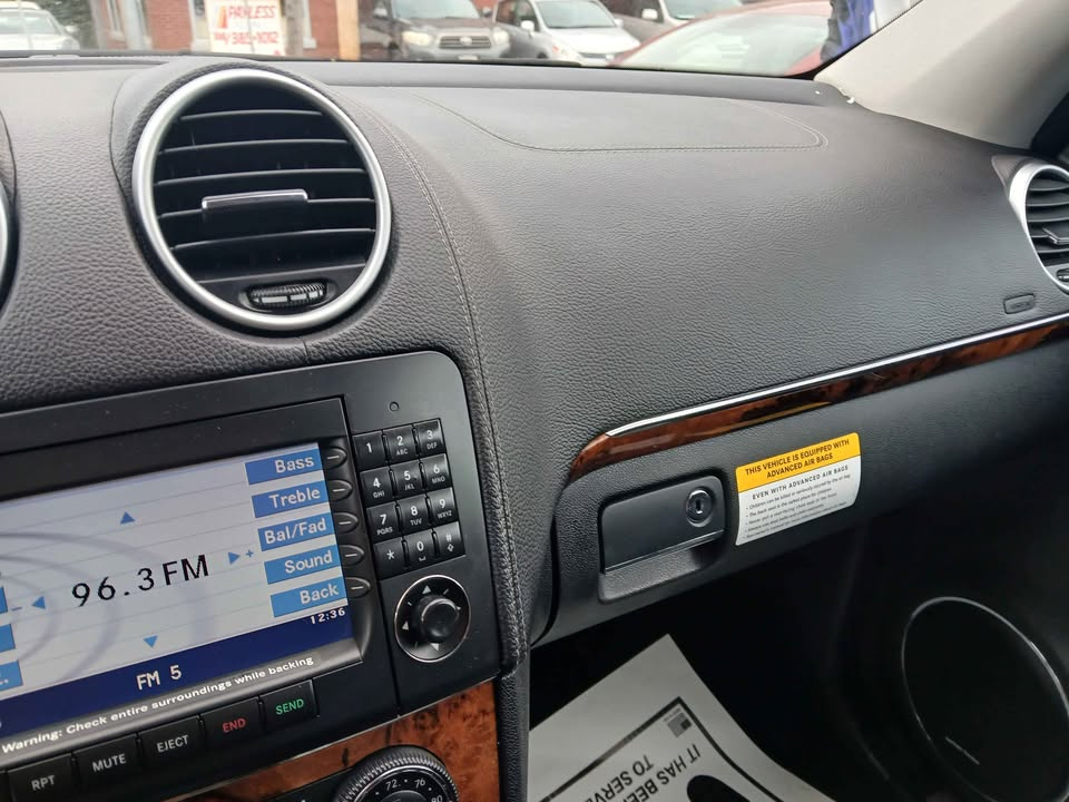 Mercedes-Benz GL-Class 4MATIC 4dr 5.5L 2008 Mercedes-Benz GL-Class 4MATIC 4dr 5.5L 2008