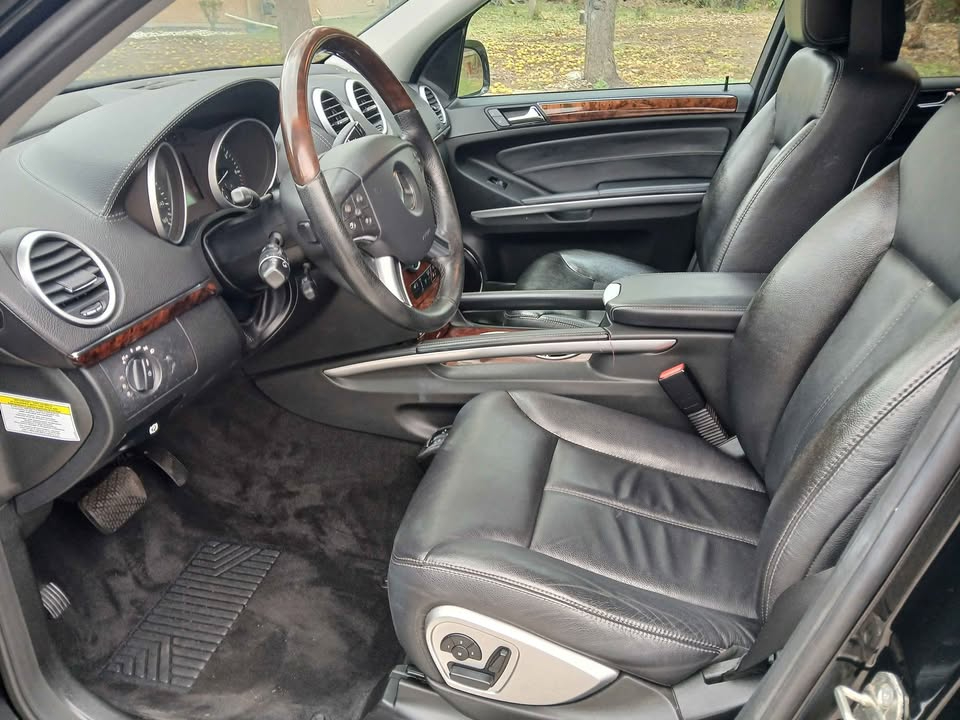 Mercedes-Benz GL-Class 4MATIC 4dr 5.5L 2008 Mercedes-Benz GL-Class 4MATIC 4dr 5.5L 2008