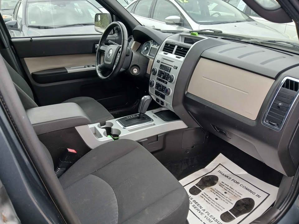 Mercury Mariner FWD 4dr 2010 Mercury Mariner FWD 4dr 2010