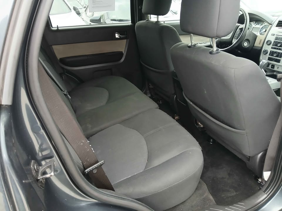 Mercury Mariner FWD 4dr 2010 Mercury Mariner FWD 4dr 2010